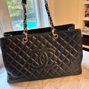 XL Grand Caviar Shopping Tote